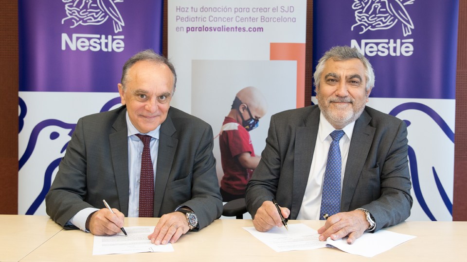Foto acuerdo Nestlé Pediatric Cancer Center