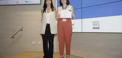 Ganadora del primer premio STEM Responsable