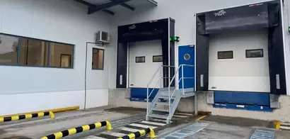 Muelle de carga fábrica de leche condensada Nestlé
