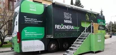 Autobús del REGENERAtour de Nestlé