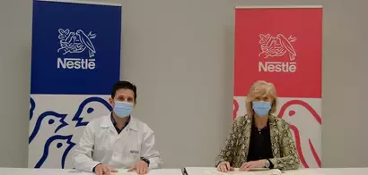 Nestlé y la Consejera de Educación del Gobierno de Cantabria