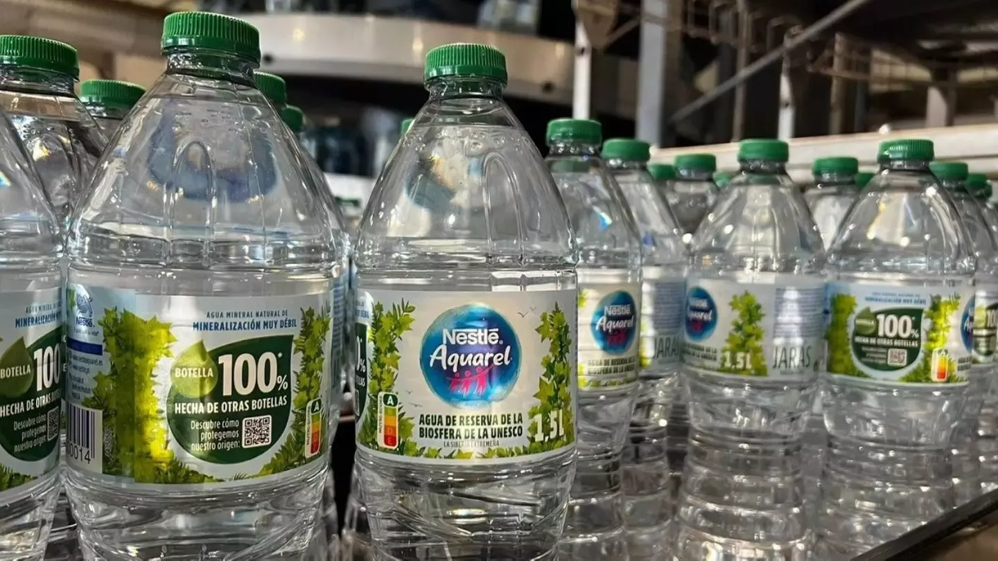 Nestlé España utiliza plástico 100% reciclado en los formatos más exitosos de sus botellas de agua