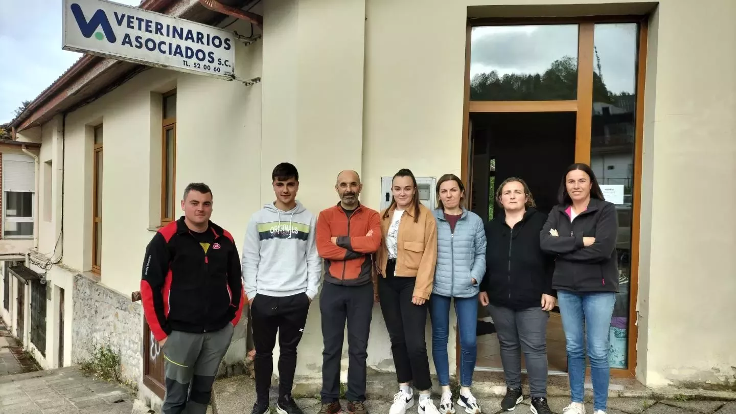 Nestlé fomenta el relevo generacional en las granjas lecheras con su programa de agroemprendimiento