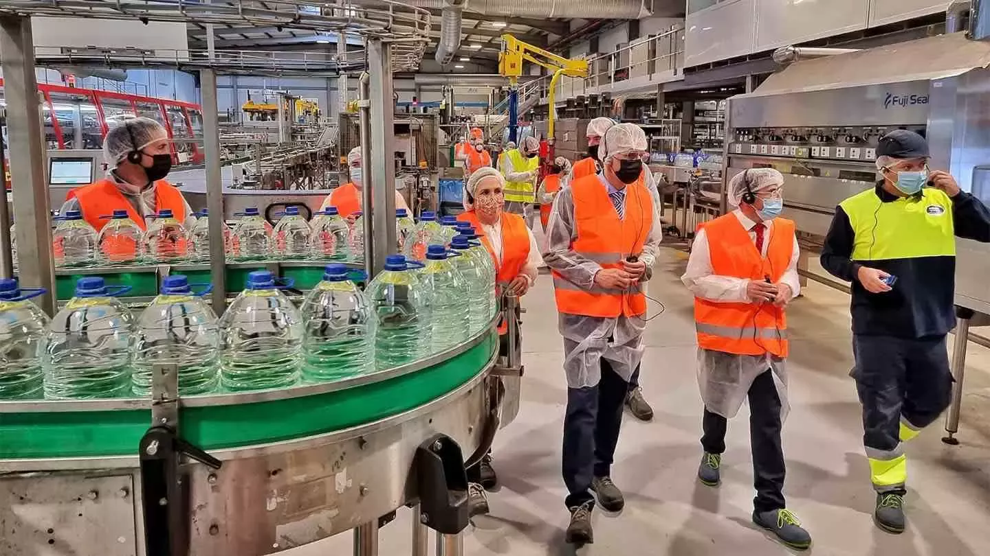 Interior planta embotelladora Nestlé Aquarel