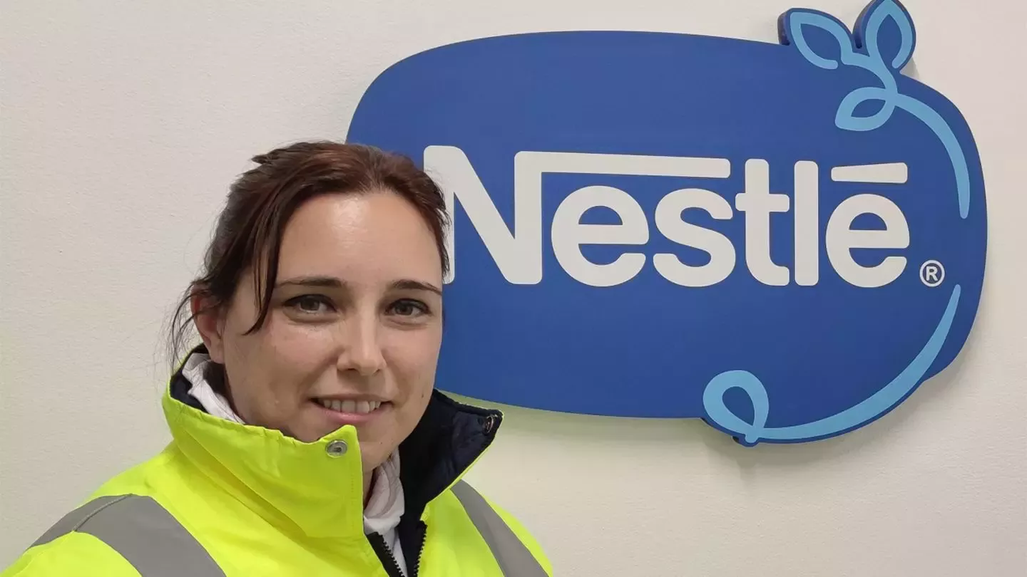 Relevo en la dirección de la fábrica de Nestlé en Sebares